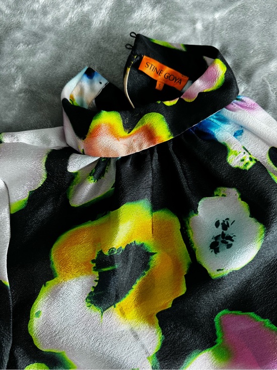 STINE GOYA Tops - STINE GOYA Black Floral High Neck Blouse with Neon Flowers